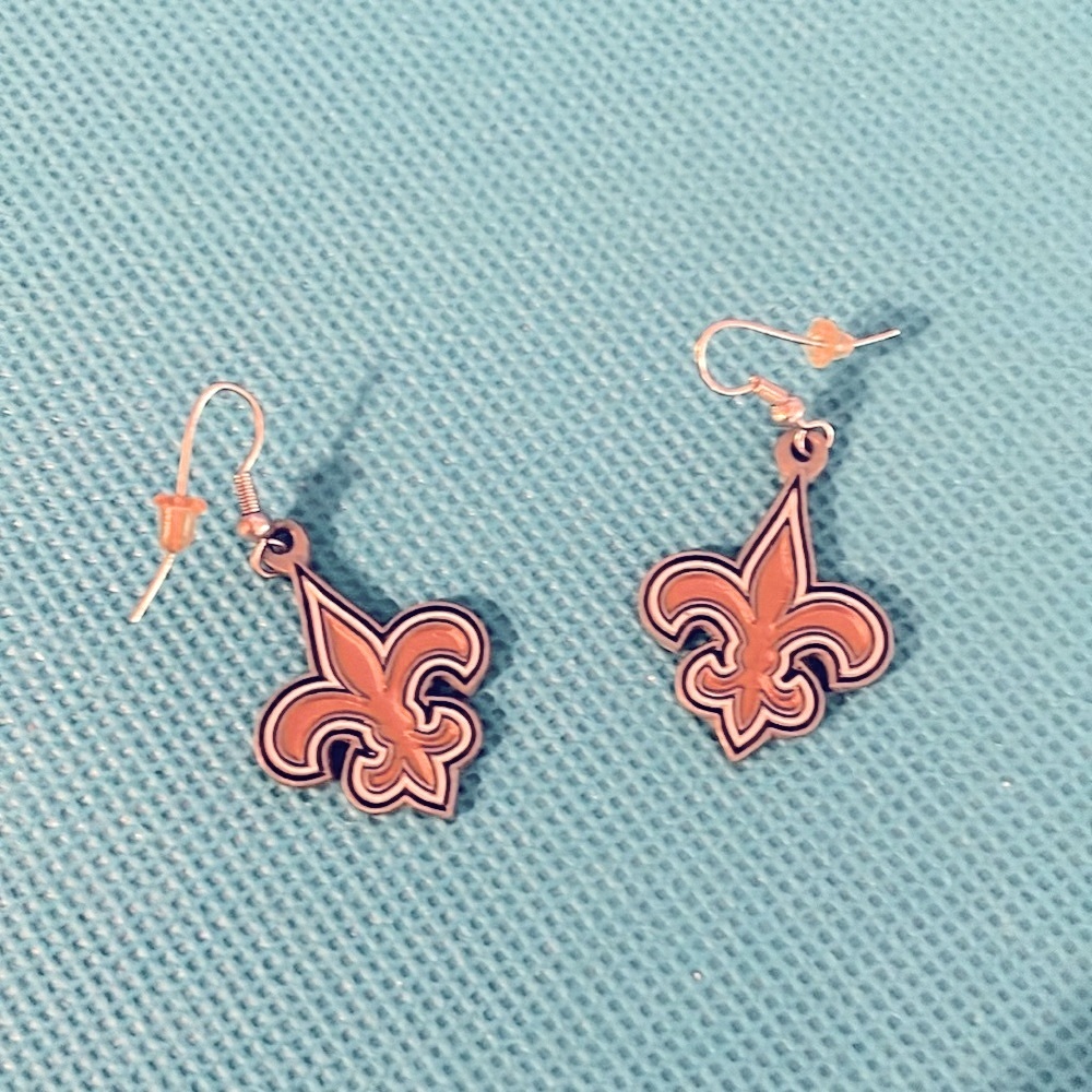 ➡️ New Orleans Saints Dangle Earrings